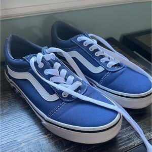 Vans boys Size 1